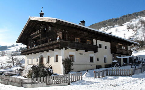 Kaprun 662: Nieve, Invierno, Propiedad, Montaña, Casa, Cordillera, Alpes, Hill Station, Edificio, Arquitectura