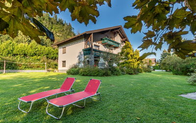 Feldkirchen in Kärnten 607: Planta, Propiedad, Cielo, Edificio, Naturaleza, Paisaje Natural, Mueble Para Exteriores, Árbol, Sombra, Casa