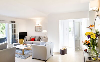 Alojamiento:&nbsp;Le Clos Savornin V10Id 608.5