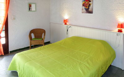 Alojamiento:&nbsp;Typ B 674.2