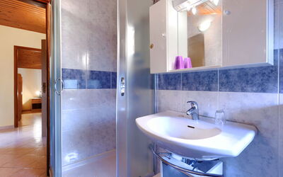 Alojamiento:&nbsp;Ruža 1 671.2