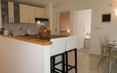 Alojamiento:&nbsp;Marinella 752.1