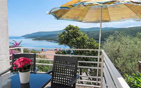 Rabac 627: Balcón, Costa, Mueble Para Exteriores, Eco Hotel, Recurso, Bahía, Planta De Casa