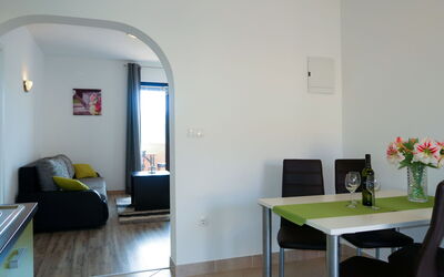 Alojamiento:&nbsp;Rosić 662.2