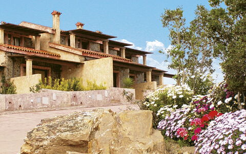 Turri Motta (Pcr150): Propiedad, Edificio, Casa, Villa, Bienes Raíces, Árbol, Área Rural, Turismo, Arquitectura, Pueblo
