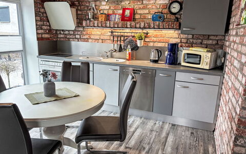 Paula: Cocina, Mueble, Aparato De Cocina, Mostrador, Electrodoméstico, Diseño De Interiores, Piso, Electrodoméstico, Gabinetes, Casa
