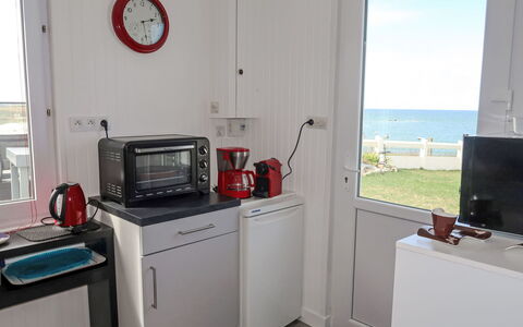 Ti an Aod: Propiedad, Gabinetes, Ventana, Aparato De Cocina, Cocina, Electrodoméstico, Estufa, Estufa De Cocina, Estufa De Gas, Reloj