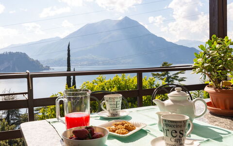 Stefania (Vna370): Comida, Mesa, Nube, Cielo, Planta, Vajilla, Montaña, Vajilla, Drinkware, Taza De Café