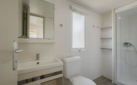 Balatonfüred 603: Arreglo De Tubería, Baño, Suelo, Piso, Techo, Asiento Del Baño, Baño, Plomería, Diseño De Interiores, Lavabo