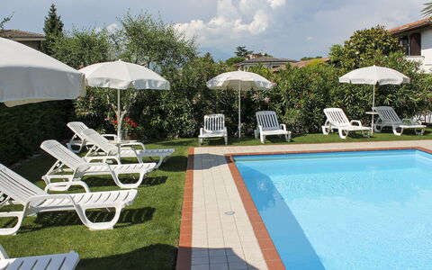 Lazise 712: Piscina, Propiedad, Recurso, Casa, Bienes Raíces, Edificio, Ocio, Mueble, Casa, Vacaciones