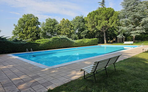 Le Tende: Agua, Cielo, Tiempo De Día, Nube, Planta, Piscina, Azur, Sombra, Rectángulo, Árbol