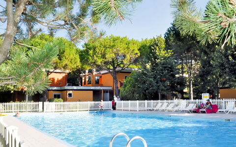 Bibione 629: Piscina, Propiedad, Ocio, Recurso, Bienes Raíces, Edificio, Centro De Ocio, Vacaciones, Casa, Árbol