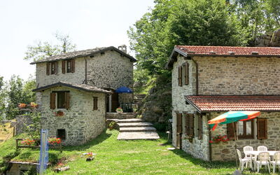 Fabbriche di Vallico 627