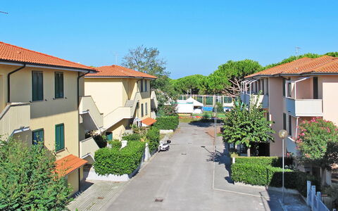 Vada 609: Ventana, Barrio Residencial, Planta, Barrio, Propiedad, By, Casa, Bienes Raíces, Casa, Suburbio