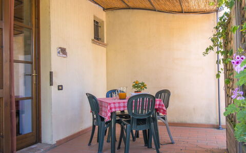 Cecina 609: Propiedad, Habitación, Casa, Edificio, Bienes Raíces, Mueble, Diseño De Interiores, Suelo, Mesa, Arquitectura