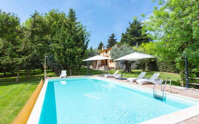 Casalbordino 601: Agua, Planta, Cielo, Propiedad, Mueble, Piscina, Nube, Azur, Árbol, Sombra