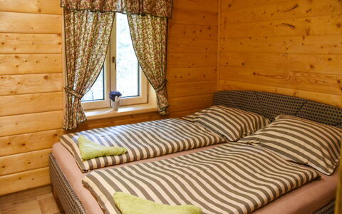 Stará Huť: Habitación, Habitación, Cama, Mueble, Propiedad, Diseño De Interiores, Colchoneta, Sábana, Marco De La Cama, Lecho