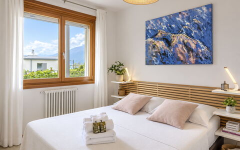 San Vincenzo: Mueble, Cama, Diseño De Interiores, Habitación, Madera, Lecho, Sábana, Linos, Piso, Suelo