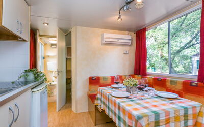 Alojamiento:&nbsp;Belvedere Pineta Camping Village 653.3