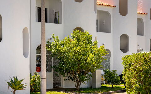 Quinta Do Torrejão: Planta, Edificio, Propiedad, Ligero, Encendiendo, Casa, Diseño De Interiores, Amarillo, Arquitectura, Ventana