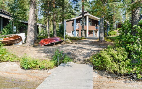 Hiisiranta E4: Madera, Cabaña, Cuarto De Troncos, Bosque, Cobertizo, Edificios Del Jardín, Alerce, Bosque, Manchas De Madera
