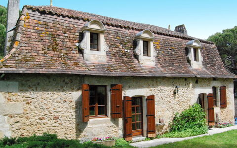La Borie: Planta, Edificio, Ventana, Propiedad, Casa, Madera, Cielo, Árbol, Puerta, El Terreno Del Lote
