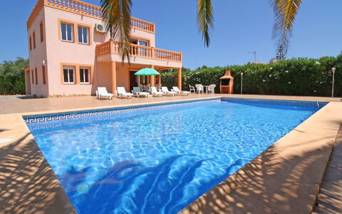 Palmira: Cielo, Agua, Edificio, Planta, Piscina, Árbol, Azur, Azul, Sombra, Condominio