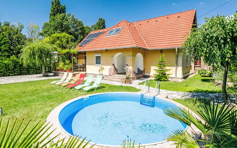 Horvath: Piscina, Recurso, Ocio, Eco Hotel, Patio Interior, Cabaña, Jardín, Sombra, Hacienda, Paisajismo