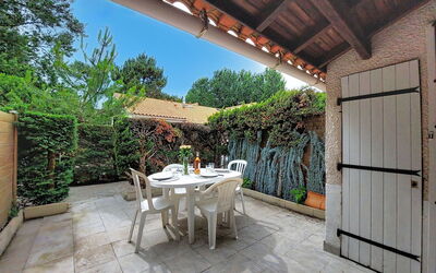 Alojamiento:&nbsp;Hameau de Talaris 350.19