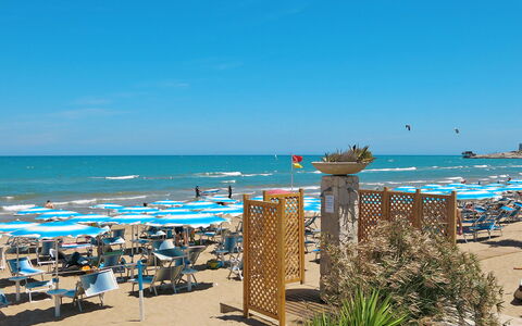 Vieste 612: Playa, Mar, Cielo, Costa, Oceano, Azur, Vacaciones, Apuntalar, Arena, Verano