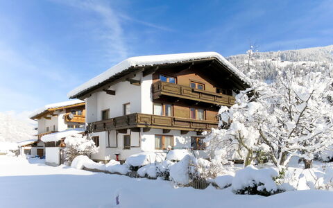 Klocker: Nieve, Invierno, Casa, Casa, Propiedad, Cielo, Montaña, Hill Station, Congelación, Cordillera
