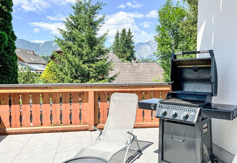 Stein an der Enns 610: Nube, Cielo, Propiedad, Edificio, Madera, Planta, Árbol, Mueble Para Exteriores, Electrodoméstico, Aparato De Cocina