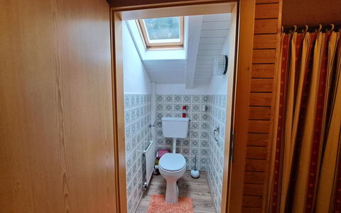Schragl: Arreglo De Tubería, Edificio, Baño, Lavabo, Madera, Suelo, Piso, Grifo, Casa