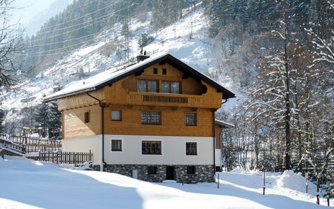 Schragl: Nieve, Invierno, Propiedad, Casa, Montaña, Cielo, Árbol, Casa, Arquitectura, Alpes