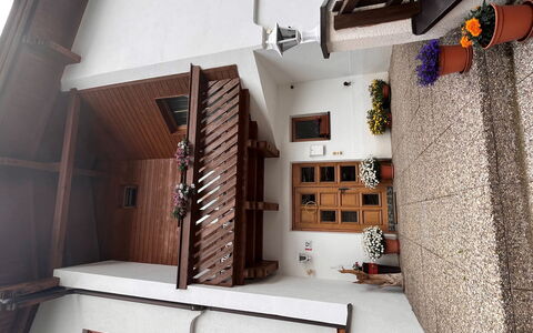 Beate: Propiedad, Blanco, Edificio, Madera, Diseño De Interiores, Arquitectura, Suelo, Ventana, Piso