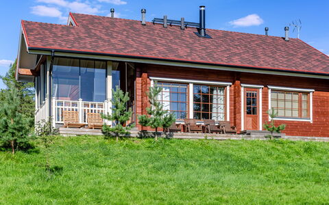 Villa Hymy: Mueble, Silla, Mueble Para Exteriores, Mesa, Madera, Mesa Al Aire Libre, Cocina Y Comedor Mesa, Sombra, Jardín, Paraguas