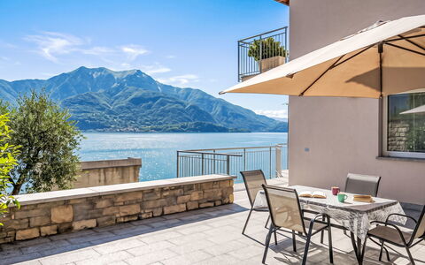 Gera Lario 618: Mueble, Mueble Para Exteriores, Silla, Mesa, Mesa Al Aire Libre, Cocina Y Comedor Mesa, Cordillera, Balcón, Sombra, Eco Hotel