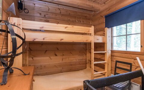Pirttiniemi: Mueble, Silla, Mueble Para Exteriores, Mesa, Madera, Mesa Al Aire Libre, Cocina Y Comedor Mesa, Sombra, Jardín, Paraguas