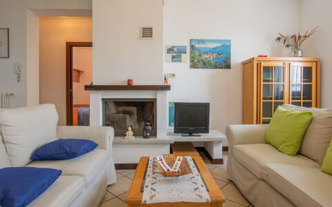 Casa Bel Sit: Sala, Habitación, Mueble, Propiedad, Diseño De Interiores, Edificio, Mesa, Casa, Mesa De Café, Pared