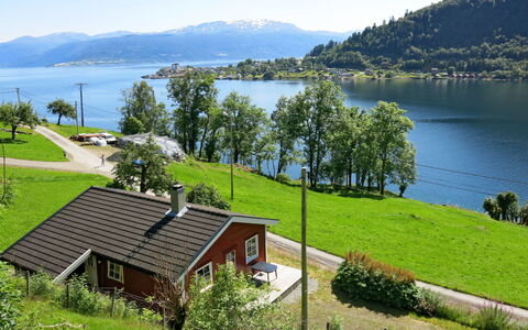 Pærehagen: Agua, Cielo, Planta, Propiedad, Montaña, Verde, Naturaleza, Azur, Paisaje Natural, Tierras Altas