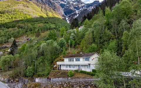 Hovsfjellet: Accidentes Geográficos Montañosas, Montaña, Colina, Vegetación, Tierras Altas, Paisaje, Cordillera, Casa, Hill Station, Área Rural