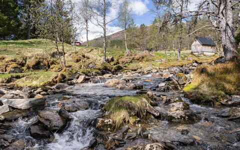 Fjellbris: Los Recursos Hídricos, Agua, Cuerpo De Agua, Corriente, Klippe, Paisaje Natural, Corriente De Agua, Banco