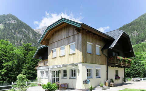 Haus Bergblick (Rmu175)