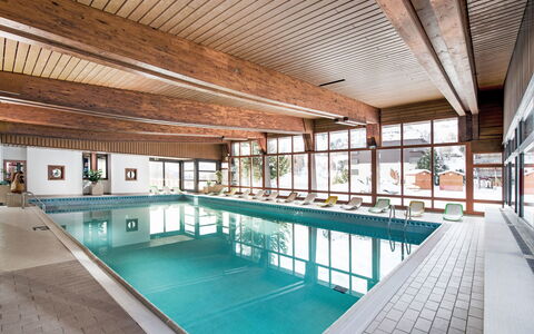 Thyon-Les Collons 644: Agua, Piscina, Edificio, Casa, Diseño De Interiores, Suelo, Piso, Ocio, Ventana, Techo