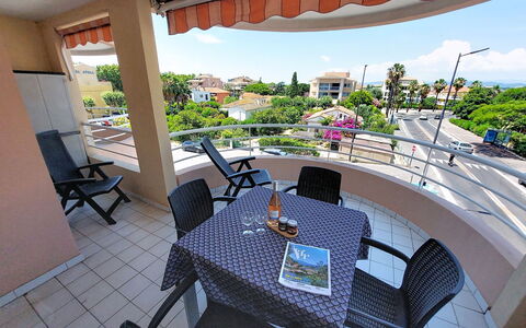 Fréjus 561: Departamento, Balcón, Silla, Hotel
