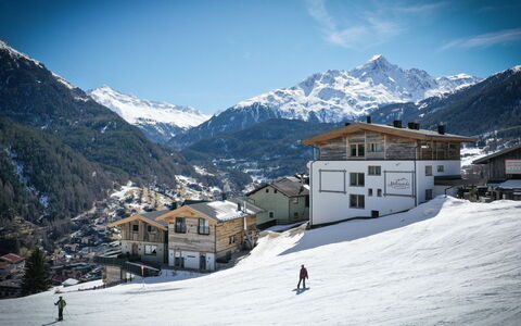 Sölden 751: Cielo, Nube, Montaña, Nieve, Edificio, Naturaleza, Ventana, Pendiente, Casa, Mundo