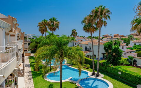 Venecia: Barrio Residencial, Departamento, Casa, Diseño Urbano, Recurso, Piscina, Inmuebles, Balcón, Condominio