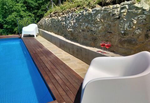 Villa Fusai: Piscina, Propiedad, Pared, Ocio, Diseño, Mueble Para Exteriores, Sunlounger, Mueble, Madera, Cubierta