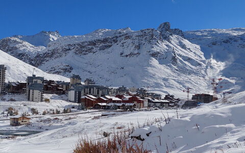 Tignes 336: Cielo, Nieve, Montaña, Planta, Pendiente, Paisaje Natural, Paisaje, Landform Glaciales, Congelación, Accidentes Geográficos Montañosas