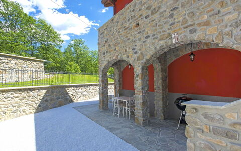 Agr. Castello della Mugazzena: Propiedad, Edificio, Pared, Casa, Bienes Raíces, Habitación, Arquitectura, Inmuebles, Árbol, Pared De Piedra
